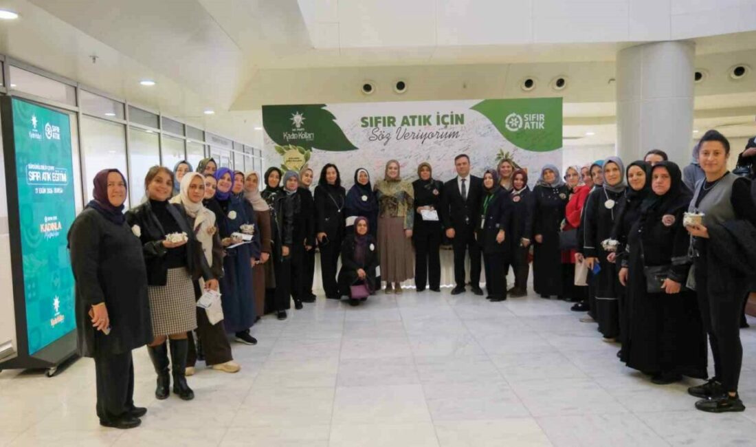 İnegöl Belediyesi’nden sıfır atık etkinliğinde örnek uygulama İnegöl Belediyesi, Bursa’da düzenlenen “Sürdürülebilir Çevre-Sıfır Atık Eğitimi” programında açtığı