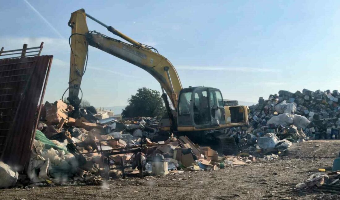 Bursa’nın İnegöl ilçesinde faaliyet gösteren bir geri dönüşüm tesisinde meydana
