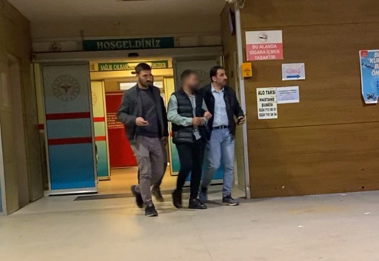 Kesinleşmiş hapsi bulunan uyuşturucu taciri yakalandı Bursa’nın İnegöl ilçesinde, uyuşturucu ticareti suçundan hakkında kesinleşmiş 10 yıl