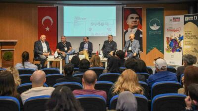Osmangazi Belediyesi’nin “700. Yılında Bursa Mimarlığı Konuşuyor” programı çerçevesinde gün