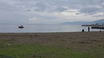 Bursa’nın Mudanya ilçesinde sahile vurmuş erkek cesedi bulundu. Ömerbey Mahallesi