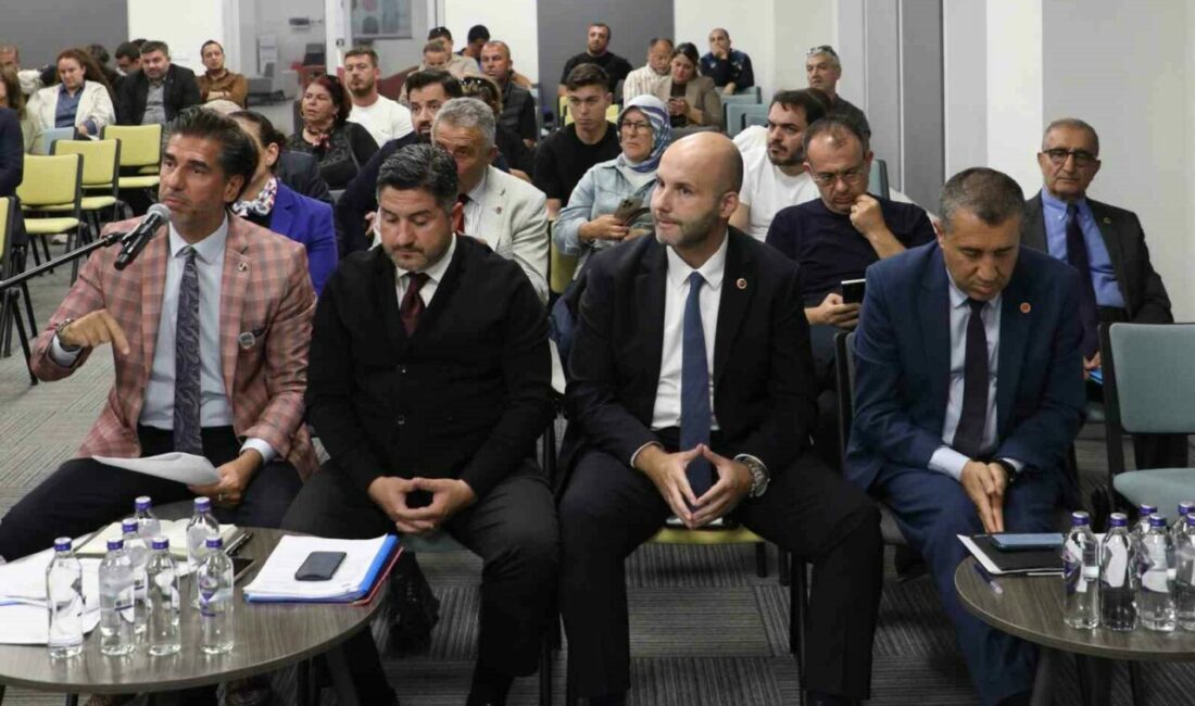 Mudanya Belediye Meclisi’nin ekim ayı 2. oturumunda bütçe evraklarının geç