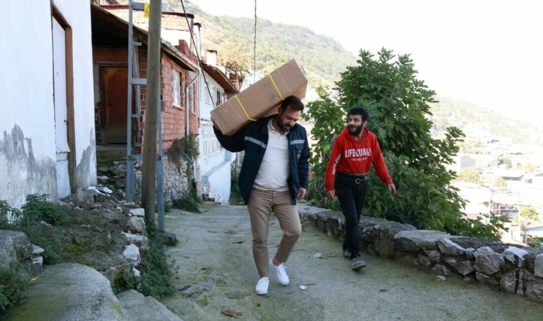 Osmangazi Belediyesi’nden engel tanımayan sosyal destek Osmangazi Belediyesi, engelli bireylerin günlük yaşamını kolaylaştırmak ve toplumsal hayata