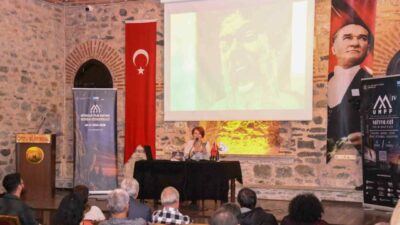 Osmangazi Belediyesi’nin ev sahipliğinde düzenlenen 4. Mitoloji Film Haftası, söyleşiler