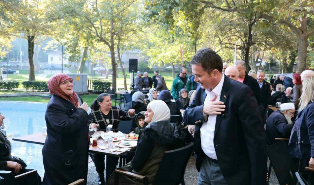 Osmangazi Belediye Başkanı Erkan Aydın, vatandaşlarla doğrudan iletişim kurmak, talep