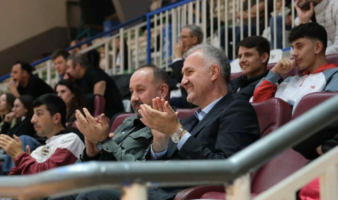 Parkede İnegöl Belediyespor’dan muhteşem seri: 5’te 5 İnegöl Belediyespor Erkek Voleybol Takımı, ligin 5’inci haftasında Güner Karakaya’yı