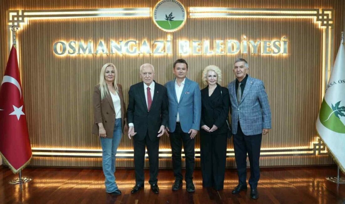 Prof. Dr. Mehmet Haberal’dan Osmangazi’ye anlamlı ziyaret Osmangazi Belediye Başkanı Erkan Aydın, Mudanya Mütarekesi’nin 104. yıl dönümü