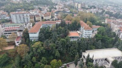 Bursalılar arasında askeri hastane olarak bilinen Şehit İlker Çelikcan Fizik