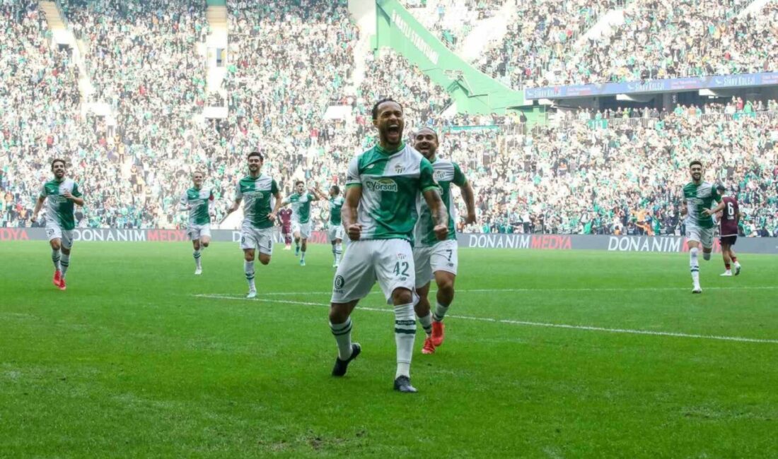 Trendyol 1. Lig: Bursaspor: 3 – Bandırmaspor: 0 Trendyol 1. Lig’in 13. haftasında Bursaspor, sahasında karşılaştığı Bandırmaspor’u 3-0
