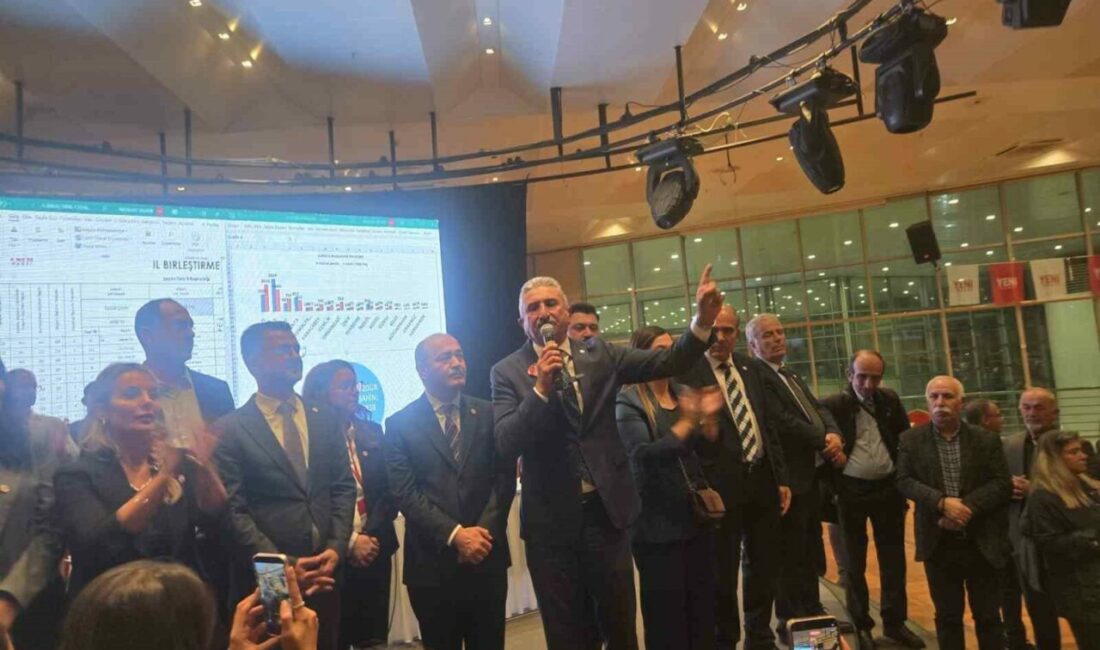 Yeni Parti Bursa’da Nihat Yeşiltaş güven tazeledi Yeni Parti Bursa İl Başkanlığı seçiminde mevcut başkan Nihat Yeşiltaş