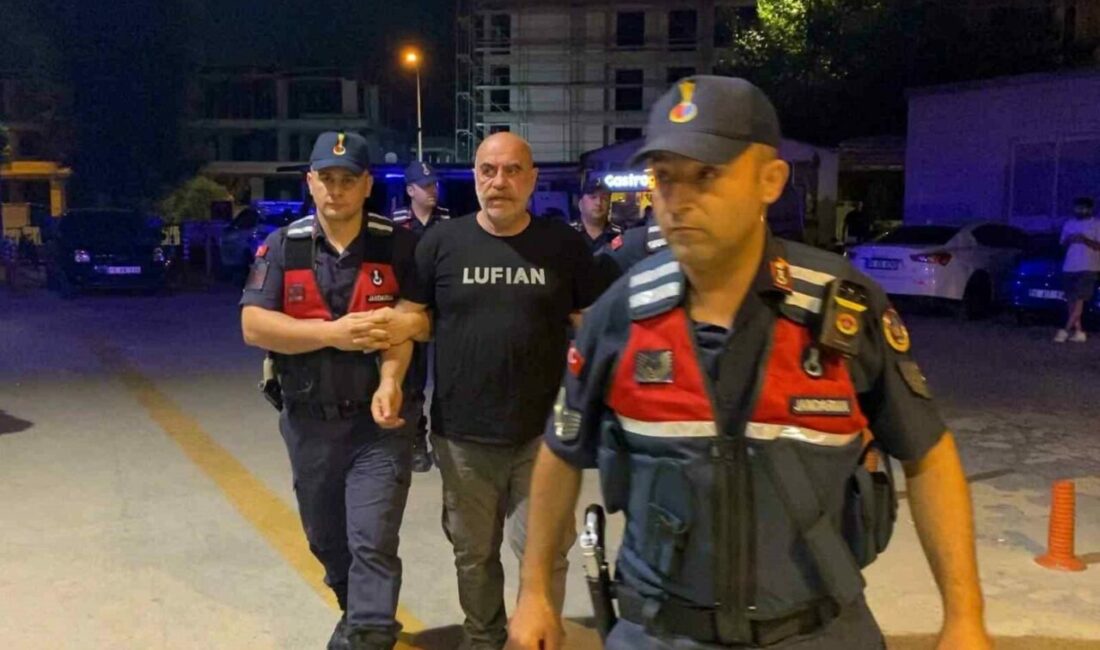 Bursa’nın İnegöl ilçesinde düzenlenen uyuşturucu operasyonunda gözaltına alınan ve çıkarıldığı